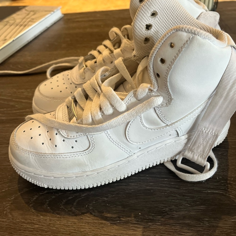 Nike White Air Force High-Top Sneakers with Classic Design Girls size 3Y